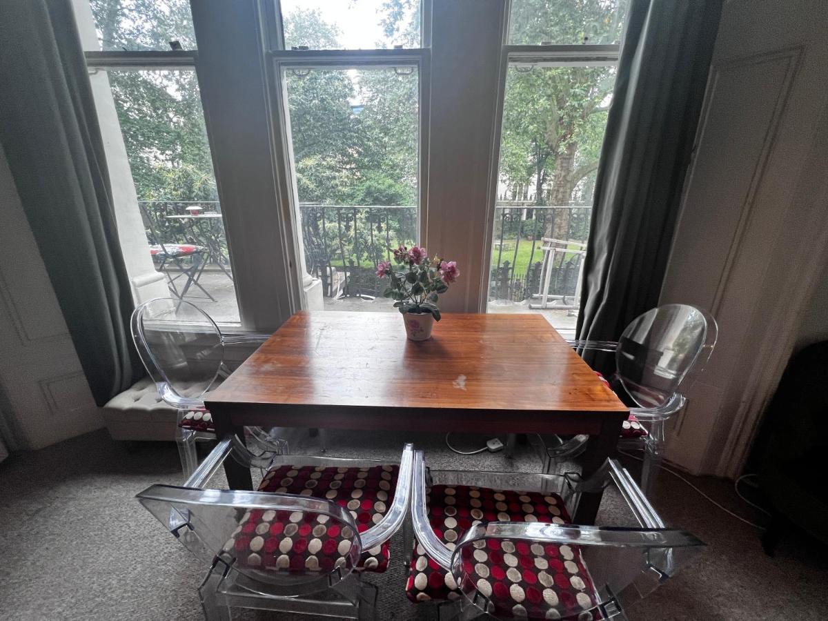Hyde Park Studio Has Private Balcony With Tranquil Garden View London Exterior photo
